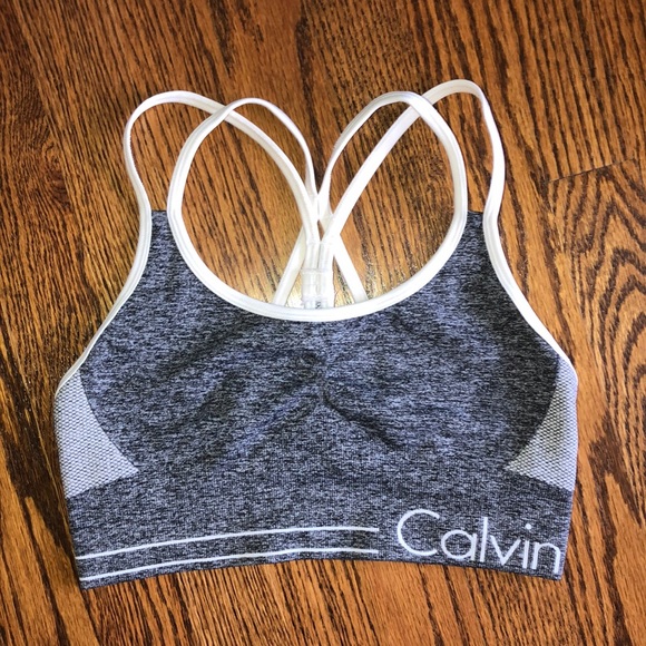 Calvin Klein Other - Women’s Calvin Klein sports bra. Size XS